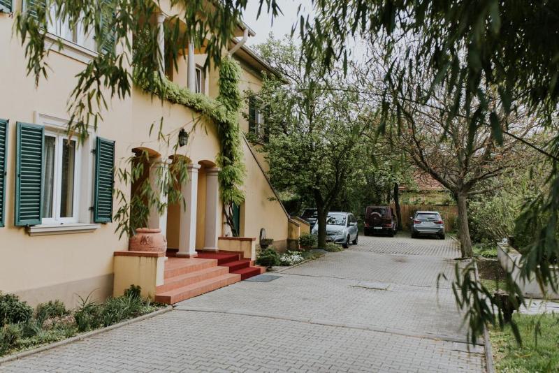 Hotel La Residenza Temešvár Exteriér fotografie