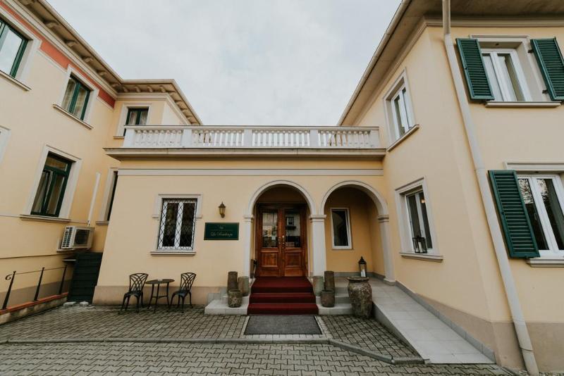 Hotel La Residenza Temešvár Exteriér fotografie