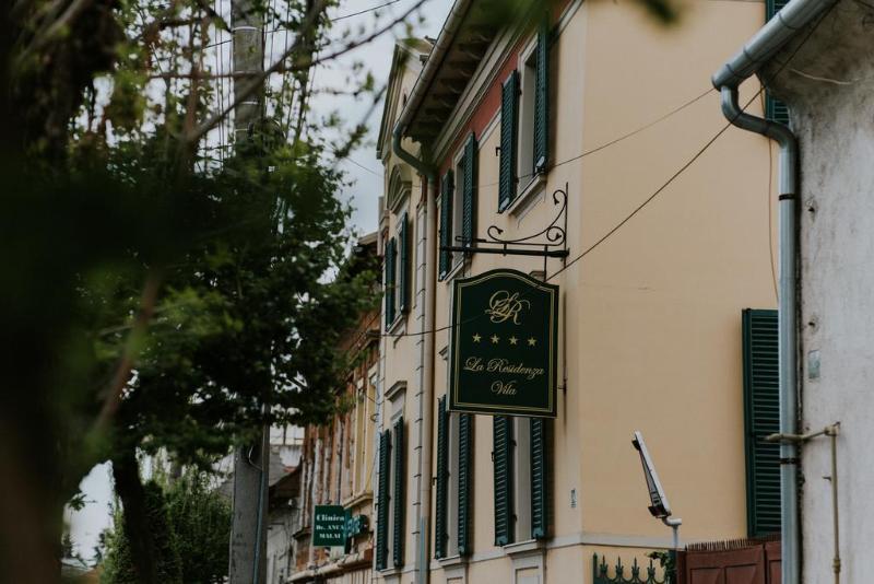 Hotel La Residenza Temešvár Exteriér fotografie